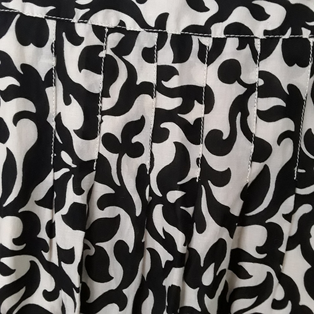ANN TAYLOR SKIRT - Picture 2 of 4
